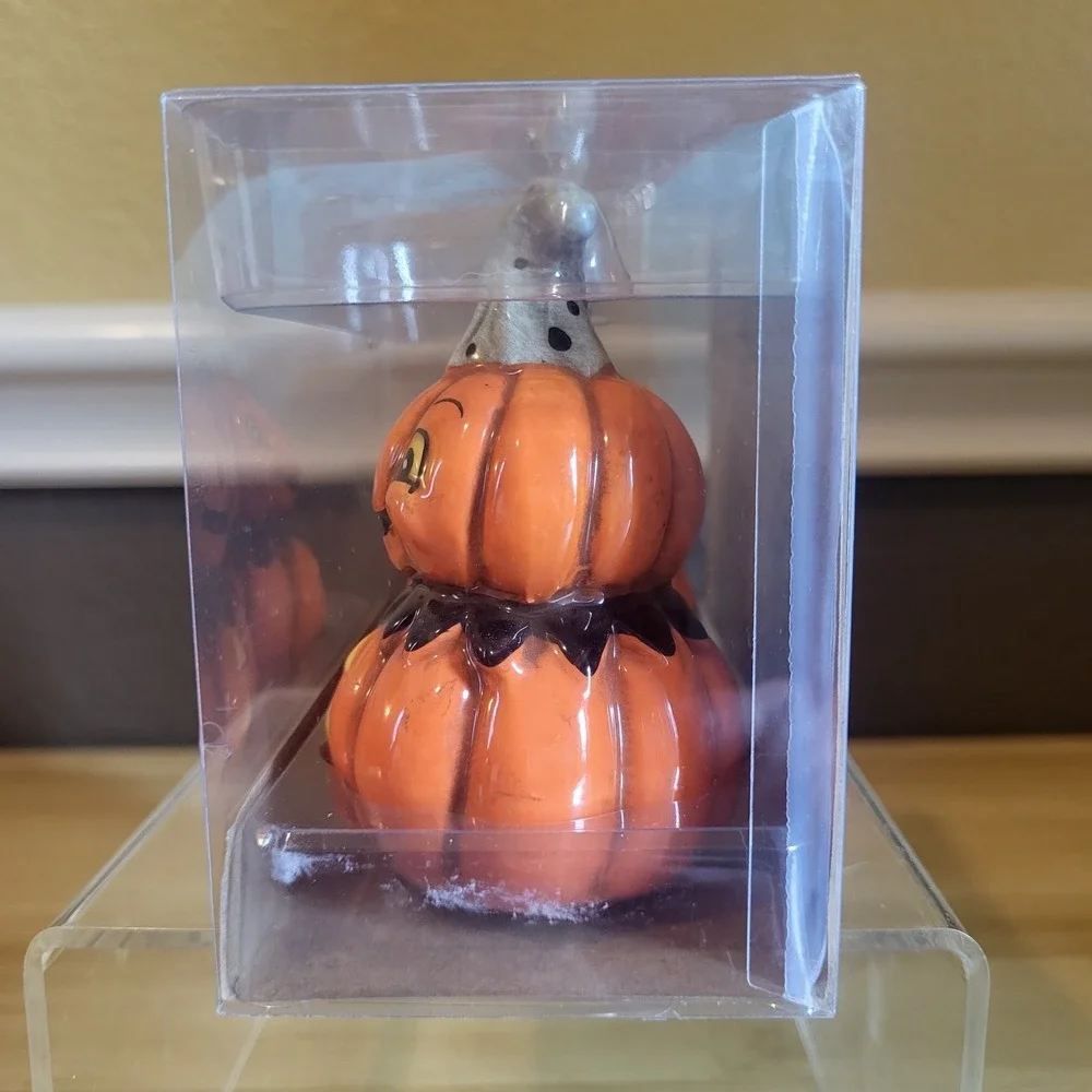 Johanna Parker Transpac Vintage Style Stacked Pumpkin Salt Pepper Shakers
